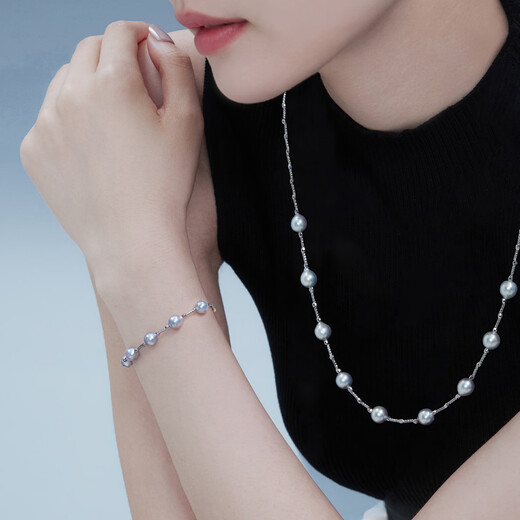 Lukfook Jewelry True Me Series Platinum 950 Seawater Pearl Platinum Bracelet as Gift GJT0002DS Total Weight 6.67 Grams