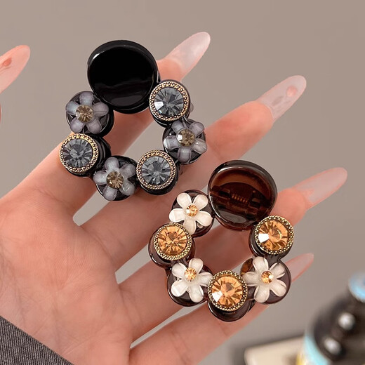 Xiang Wan hairpin grabber small high ponytail hairpin daisy garland temperament elegant half-tied ponytail girl birthday gift