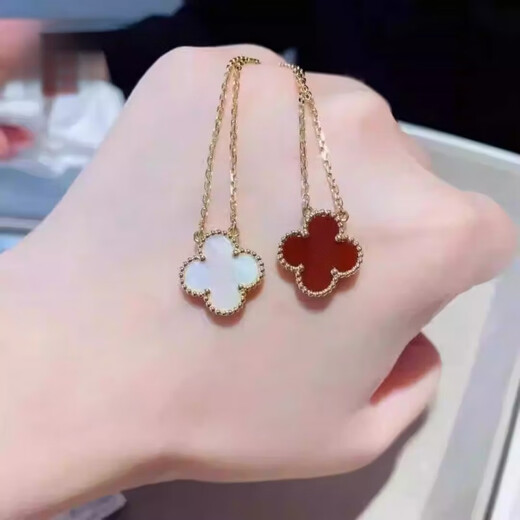Fat Donglai's same style four-leaf clover pendant 18K gold old necklace for women 18K rose gold clavicle chain AU750 color gold love 18K gold rose gold carnelian necklace (counter gift)