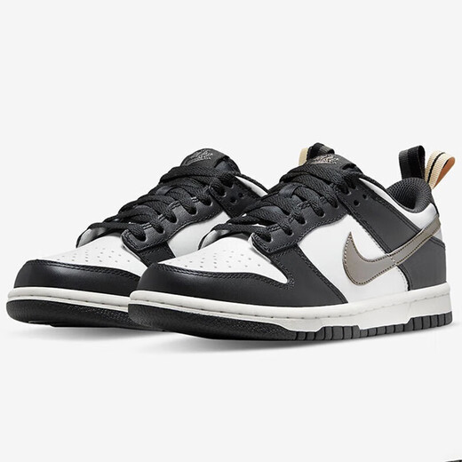 Nike (NIKE) basketball shoes women's shoes AirJordanaj1 board shoes spring low-top breathable casual and lightweight sports shoes trendy products DH9764-001 black and white red panda 35.5