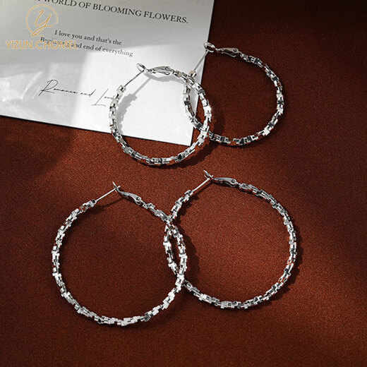 YIZUN. CHOMELS925 Silver Needle Broken Silver Plain Hoop Earrings Women's Light Luxury High-end Earrings Temperament Simple Earrings Square Round Face Earrings 3CM Gold Broken Silver Hoop Earrings-S925 Silver Needle