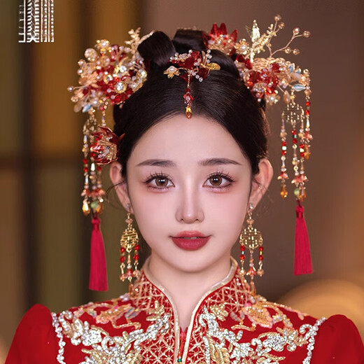 Fat Donglai's same style Xiuhe tiara bridal tiara Chinese style red ancient style Hanfu Xiuhe suit with glazed flower hanging between eyebrows Xiuhe tiara set (ear clip style)