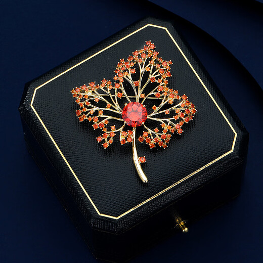 Violet empty red maple brooch high-end women's red maple leaf corsage 2024 new trendy brooch red 1