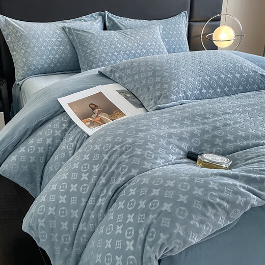 Lady Laura Fuanna 2025 sense milk velvet four-piece set light luxury coral velvet baby velvet thickened bed sheet Eternal-bean paste powder 3 seconds quick warm anti-static bed sheet style 1.5 quilt cover 200x230 four-piece set