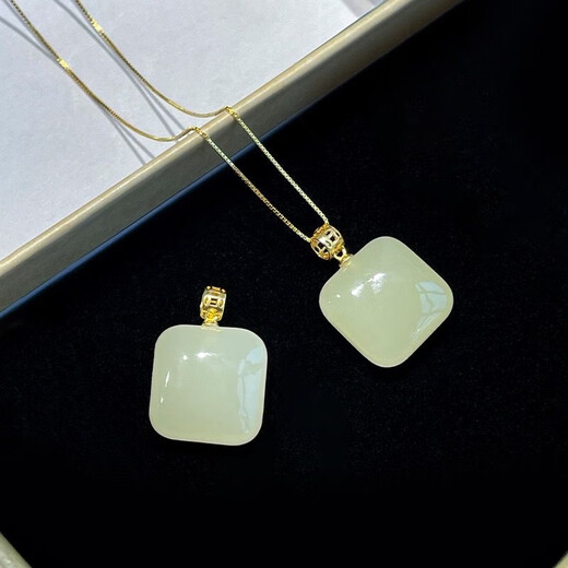 Shengli 18k gold natural Hetian jade pendant sugar cube simple and fresh necklace gold inlaid with jade high-quality Mid-Autumn Festival gift pendant 45cm 18k gold Hetian jade + chain + certificate +
