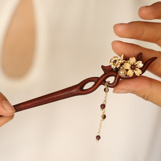 Dingjing ancient style hairpin for women, sandalwood hairpin, new Chinese style hairpin, birthday gift for girls, light luxury accessories for girlfriends, FZ137 sandalwood Jiangnan style hairpin - Qingzhao