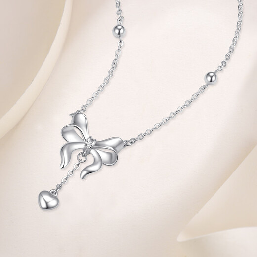 Jin Zhifu inheritance platinum chain set for female fugitive princess PT950 bow love pendant for girlfriend and wife birthday gift fugitive princess chain about 4.65 grams
