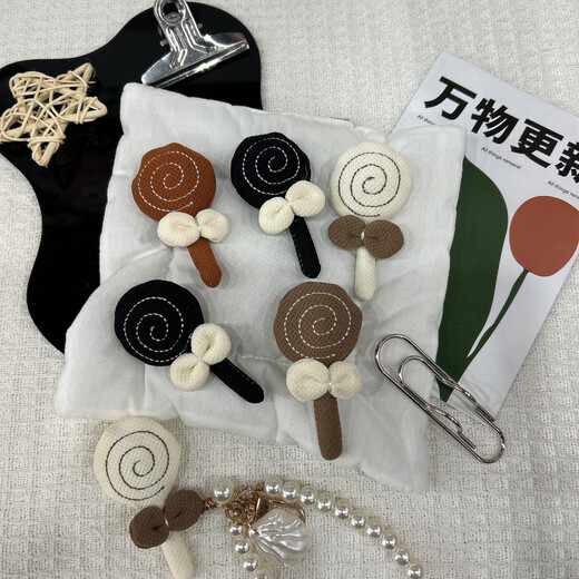 New Cartoon Brooch Cartoon Mesh Fabric Lollipop Clothes Bag Clothing Brooch Two Randomly