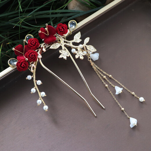 QBILY rose hairpin, new Chinese style wedding tassel hairpin, high-end ancient style Hanfu headdress, horse face skirt hairpin, rose tassel hairpin