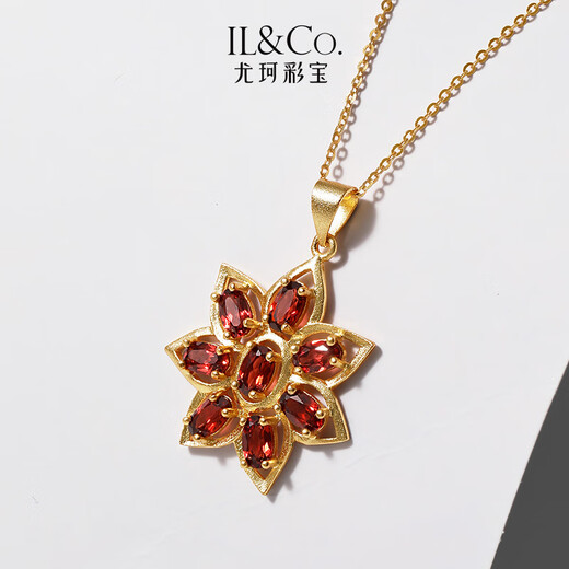 IL&CO Youke Alloy Garnet Necklace Women's Blossom Wealth Pendant Clavicle Chain for Mom's Birthday Valentine's Day Gift 7 Garnet Pendants