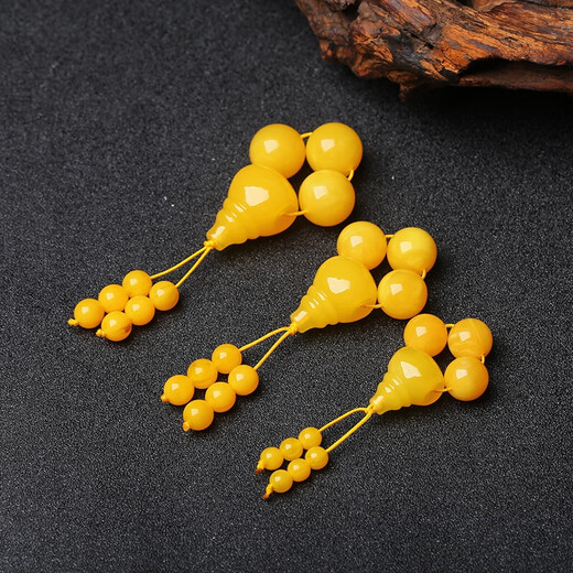 Love together beeswax round beads chicken oil yellow beeswax top beads beeswax three-way beads diamond star and moon literary toy accessories 12 three-way 10 round beads 0 carat