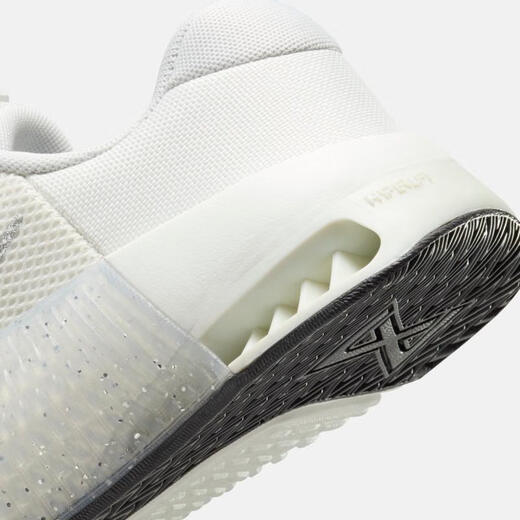 Nike (NIKE) Metcon 9 Premium women's training shoes FQ7217-101 36