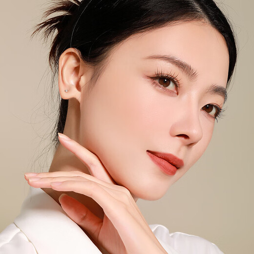 Mengjinyuan pt950 platinum earrings, love platinum simple glossy earrings, birthday gift for girlfriend, heart-shaped earrings - about 0.7g