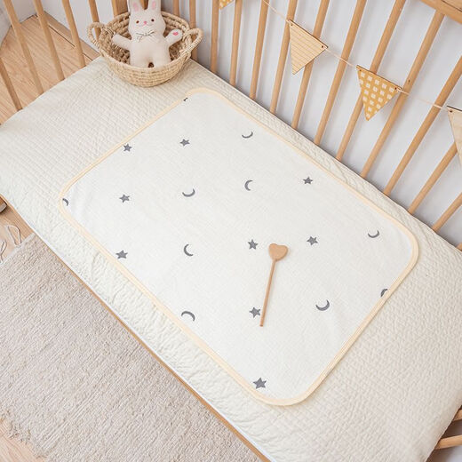 Other diaper pads for babies and children, waterproof, breathable, washable diapers, large size baby overnight sheets, aunt menstrual mattress, Xingyue Bear embroidery model (Class A quality 140*65