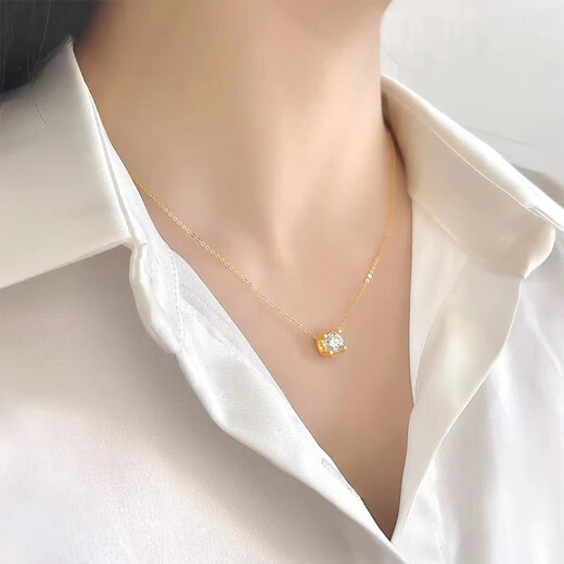 Classic bull head 18K gold large moissanite diamond au750 color gold necklace rose gold clavicle chain gift 1 carat moissanite rose gold (single pendant)