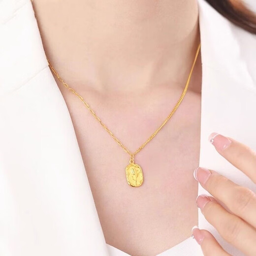 Qianjun Lao Phoenix Gold Store Model Hong Kong 9999 Real Gold Plated New Tulip Pendant Necklace Women's Fashion Gold Color Item 12.66g