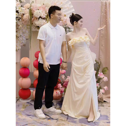 创京懿选婚纱礼服晚女宴会感小众晨袍女新娘订婚结婚抹胸轻婚纱迎宾旅拍出 杏色 S