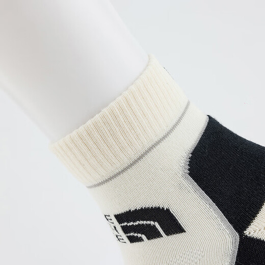 The North Face sports socks, unisex, outdoor, moisture-absorbent and breathable, new for spring | 2XY5 O2D/white L