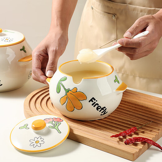 Baijie high temperature resistant ceramic lard jar seasoning jar can be filled with hot oil. 1.5l can hold approximately 2.5Jin. Jin is equal to 0.5kg of lard.