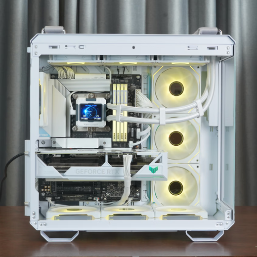 ASUS Family Bucket i7 14700KF host RTX5070Ti Fubuki host ROG Family Bucket Sun God water-cooled game live broadcast 4K rendering assembly computer complete machine Prism 4th generation fan*7