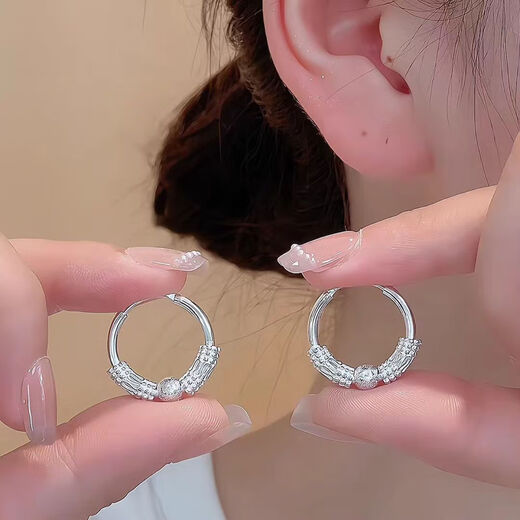 Light luxury fashion, fashionable retro light luxury, versatile, high-end, small and exquisite earrings CLjn Chinese style earrings jd Shilairun earrings pair