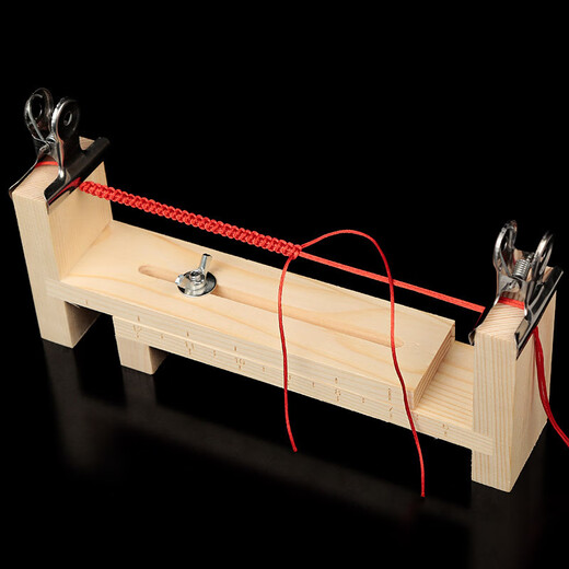 Beautifully made handmade rope fixing stand diy red rope bracelet braided rope jade thread Chinese knotted thread braided hand rope tool shelf three-legged braided wooden stand (1 piece)