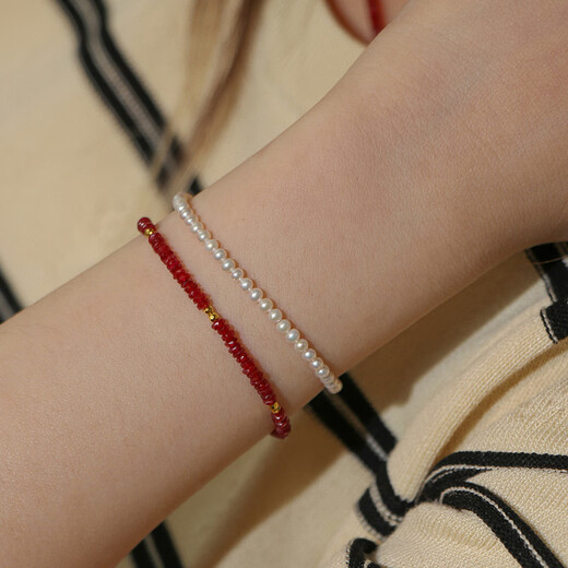 Jin Shi Tong Lao Phoenix Gold Store Style Sunset Rose Pigeon Blood Ruby Single Circle Bracelet Sand Gold Finishing Temperament Versatile and Simple With Extension Chain