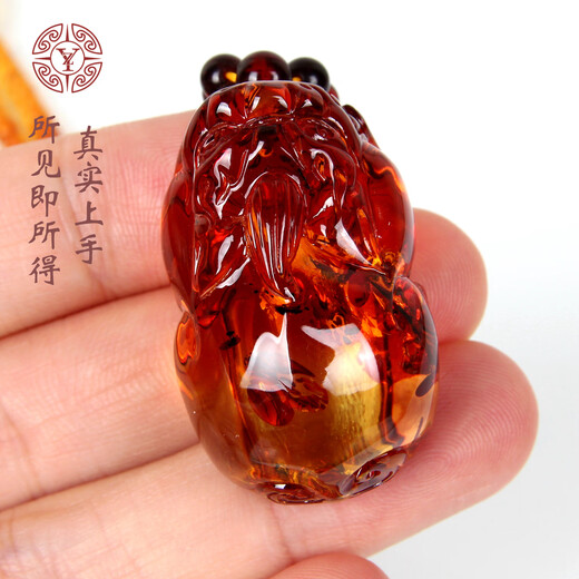 Yuzhi, a variety of 1 items, 1 certificate, 1 shot, collection of natural flower amber Pixiu pendant, amber pendant, sweater chain, holiday gift G349 collection of orphan Pixiu 9.2g, with bead chain