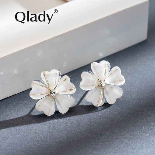 Qlady sweet flower earrings, feminine and high-end silver needle earrings 2024 young luxury niche earrings birthday gift
