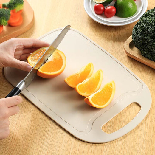 Double gun chopping board, children's food supplement board, plastic cutting board, mildew-proof fruit board, knife board 32.7*21.8*0.4cm
