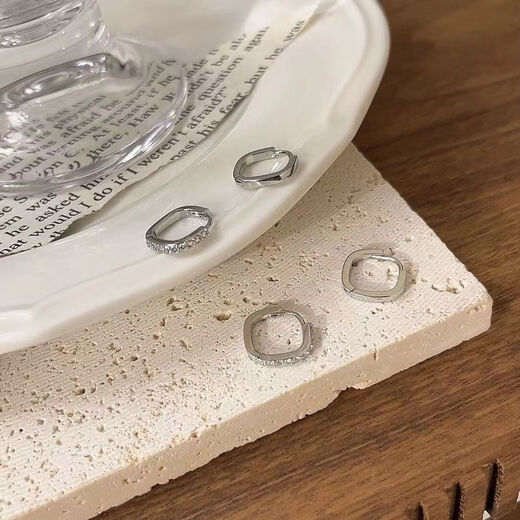 DING FEI S925 Silver Needle Star Earrings Women's Niche Earrings 2025 New Trendy Earrings Women's Exquisite Earrings Diamond Square Earrings Silver Needle Four-piece Set A16-309