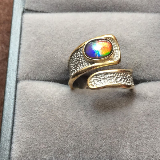 Ancient Canadian new other/other natural crystal/semi-precious stone gold ring ammolite stone ring
