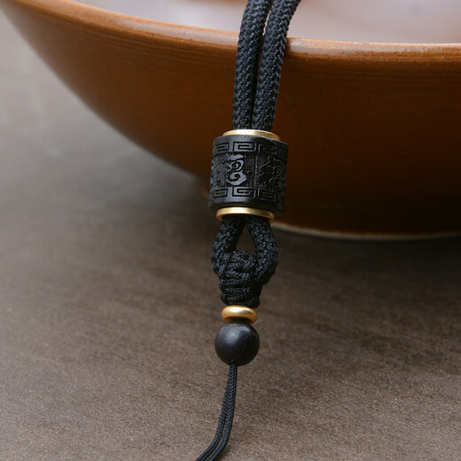 Crystal retro ebony six-character mantra hand-knitted lanyard pendant jade pendant necklace jade pendant hanging neck for men and women six-character mantra model black adjustable