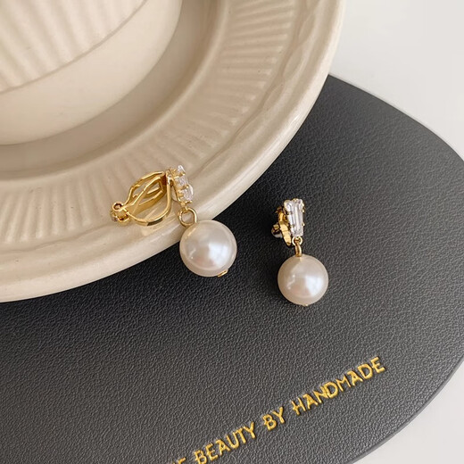 Yinyu French imitation pearl ear clips without pierced ears, elegant and high-end earrings, small fragrant style versatile earrings, birthday gifts for women, small fragrant style pearl ear clips