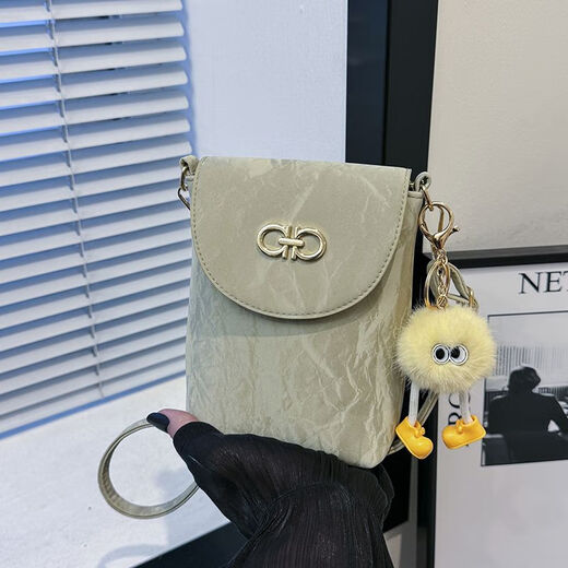 Chajin 2024 new cross-body mini bag, summer fresh, trendy, versatile, fashionable, foreign-style one-shoulder mobile phone bag, fresh green, with long leg ball pendant