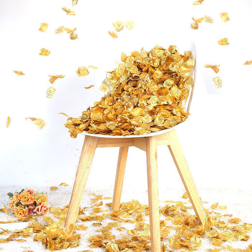 Petal roses make romantic bed simulation wedding room decoration proposal wedding layout creative wedding supplies hand scattered wine red (500 pieces)