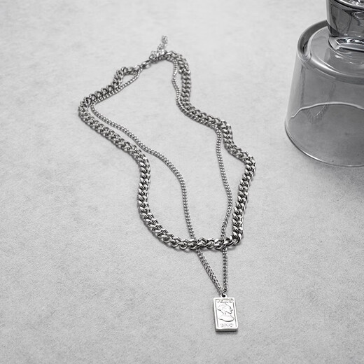 Yechi double-layered Cuban chain men's titanium steel square brand pendant trendy niche design hip-hop necklace sweatshirt chain accessories square brand avatar necklace-50cm