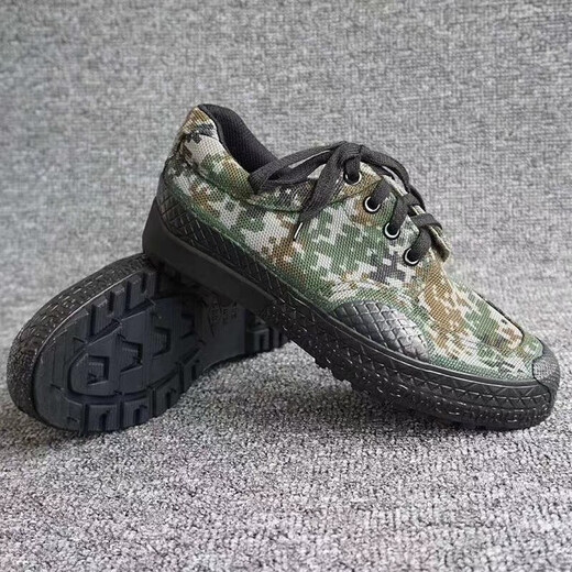 Aoyanlai labor protection shoes, work shoes, rubber shoes, construction site brick-moving shoes for training, hiking and mountaineering sports shoes, old-fashioned camouflage shoes 36
