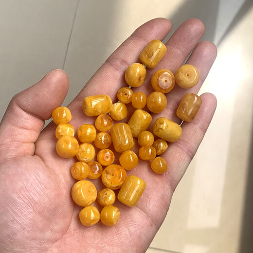 Fat Donglai's same beeswax natural old barrel beads loose beads single bead drum beads old-style amber bracelet diameter 9 mm thick 8 mm (bulging beads)
