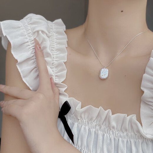 Jinhuang JENVORLins niche design freshwater pearl necklace for women baroque exotic pearl pendant clavicle chain for women purple