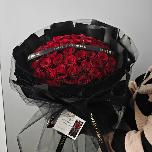 Wells Valentine's Day gift, hourly flower delivery within the city, red rose bouquet for wife, birthday, real flowers for engaged girlfriend, 52 red rose bouquet for the love of this life