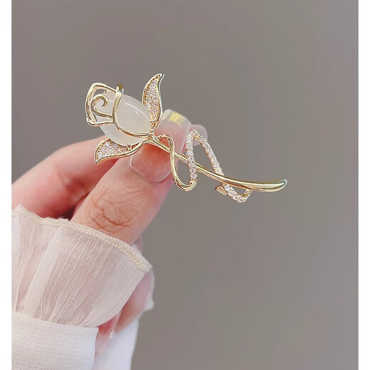 Li Shen's elegant cat's eye tulip brooch for women's high-end suit coat, simple accessories cat's eye tulip brooch