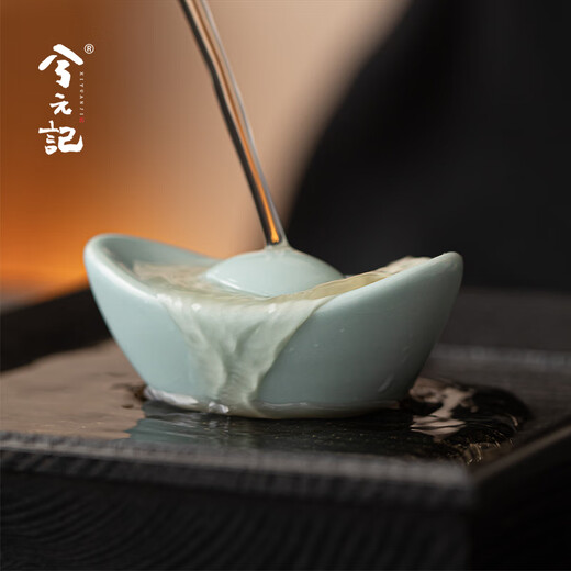 Xi Yuanji Ru kiln gold ingot tea pet small ornaments boutique opening can be used to raise creative tea toys high-end retro tea sets and tea ceremony accessories Tianqing Ru kiln small ingot tea pet