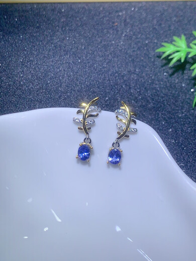 Shilian natural tanzanite branch and leaf earrings earrings s925 sterling silver oval 4*5 empty gold and silver two-color novel and unique