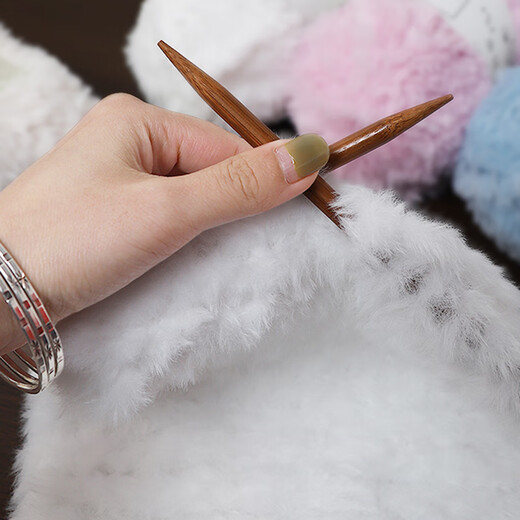 Suican fur thread knitted scarf, thick woolen yarn ball, plush coral velvet, imitation mink velvet, hand-knitted diy crochet, white woolen yarn ball, 1 pack