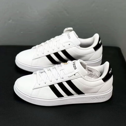 Chaussures officielles adidas Nouvelles chaussures de planche à bas prix, respiration, respirante, bas confortable, chaures à mode polyvalente à la mode.