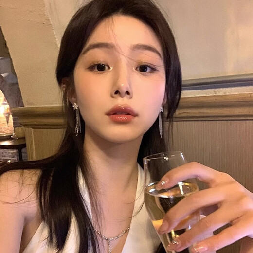 Nianfu earrings for women without pierced ears, new mosquito coil earrings, niche exquisite star tassels, women's Mid-Autumn Festival gifts for girls, mosquito coil ear clips, star tassels