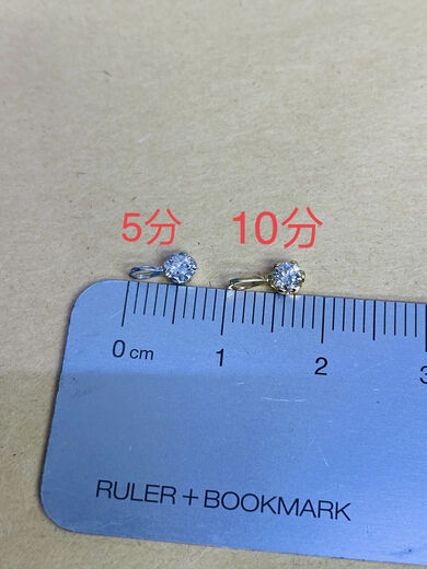 Olevo pure 18k gold stone small pendant 5 points-10 points small round accessories Au750 gold with gold and 10 points diamond 18k yellow pendant (1 piece)