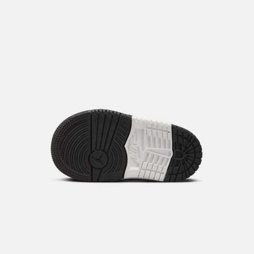 Nike (Nike) Jordan Boys and Girls Mabies и детские кроссовки Chunyi надевают и снимают амортизацию Baby FQ1283 001 Black_white 23,5 (длина ноги составляет около 13 см)