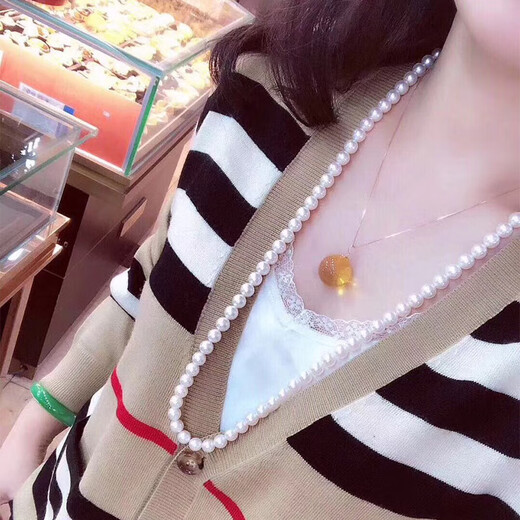 Shuque Dominican blue amber pendant water purified Mexican blue amber sweater chain amber beeswax necklace large particle 22mm female blue amber 20mm